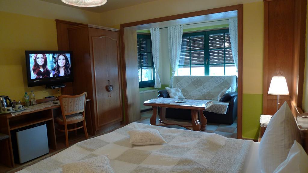 Gosciniec Stara Kuznia Hotel Debska Kuznia Szoba fotó