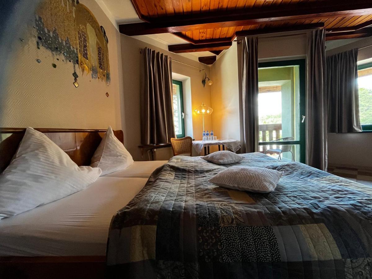 Gosciniec Stara Kuznia Hotel Debska Kuznia Kültér fotó
